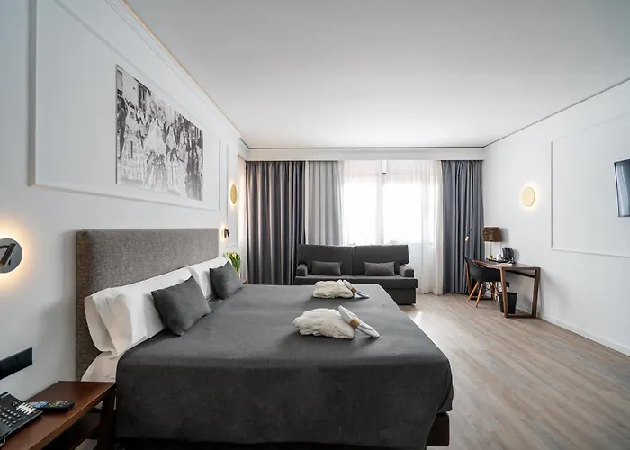 Hotel Conqueridor 4*